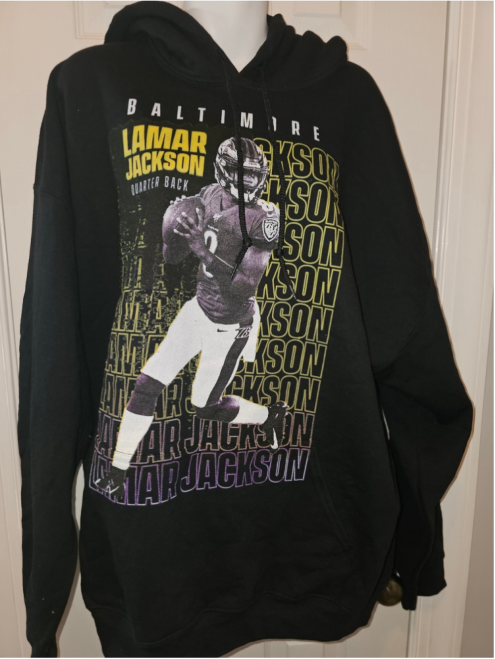 Lamar Jackson Baltimore Ravens Hoodie 2XL Black NFL Football Quarterback Graphic
